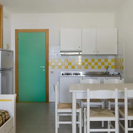 Hibiscus بيبيوني